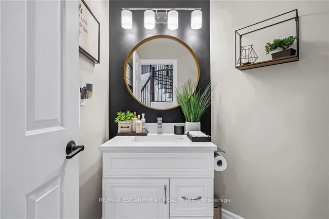 Additional image 19 of 8 Orr Cres