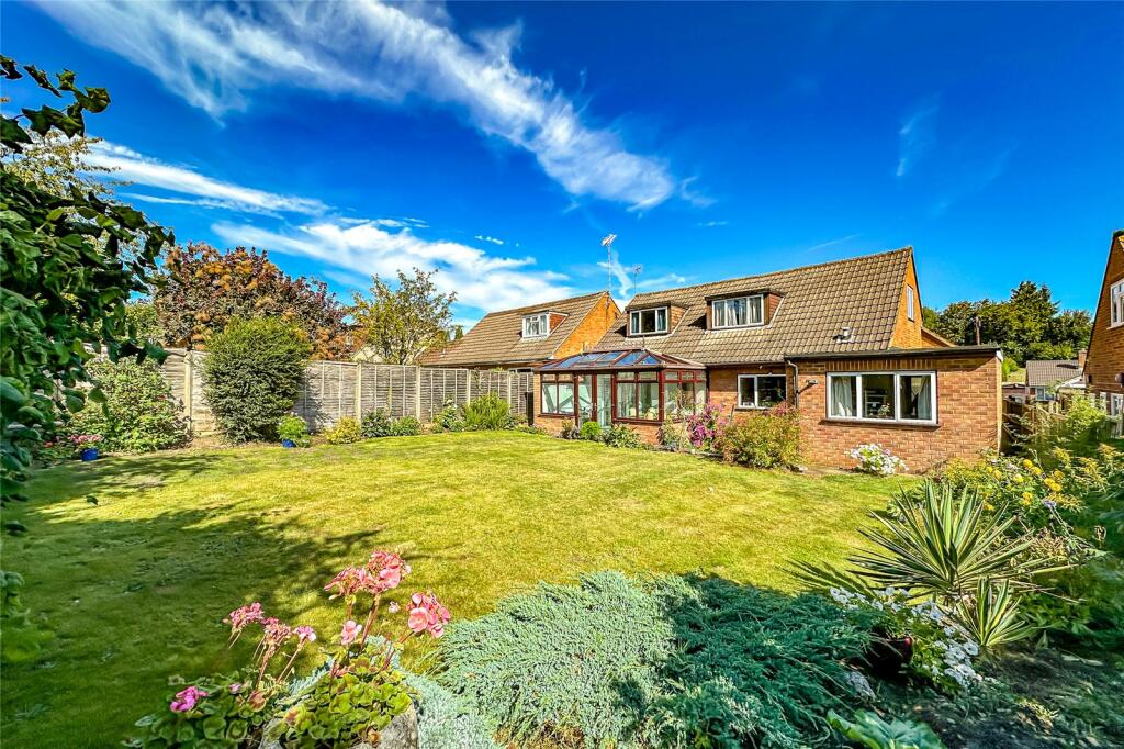 Additional image 17 of Orchard Drive, Park Street, St. Albans, Hertfordshire, AL2