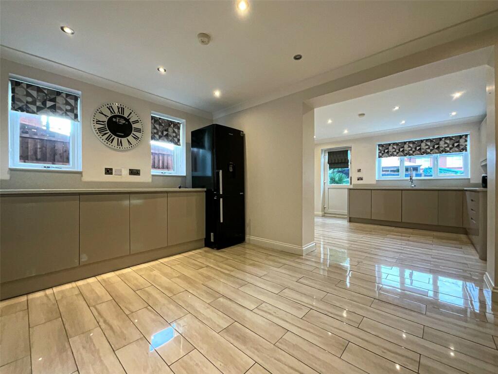 Additional image 4 of Sandown, Amington, Tamworth, Staffordshire, B77