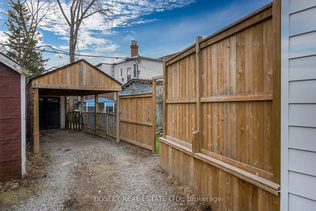 Additional image 40 of 739 Annette St