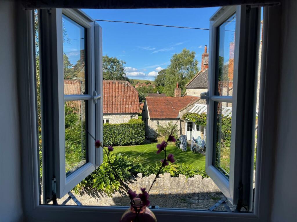 Additional image 14 of Laurel Lane, Queen Camel, Yeovil