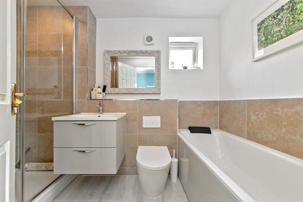 Additional image 15 of Longacres, St Albans, Hers