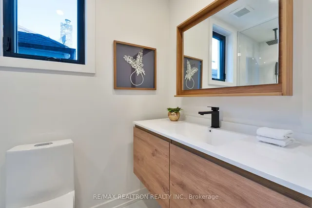 Additional image 30 of 53 Alameda Ave