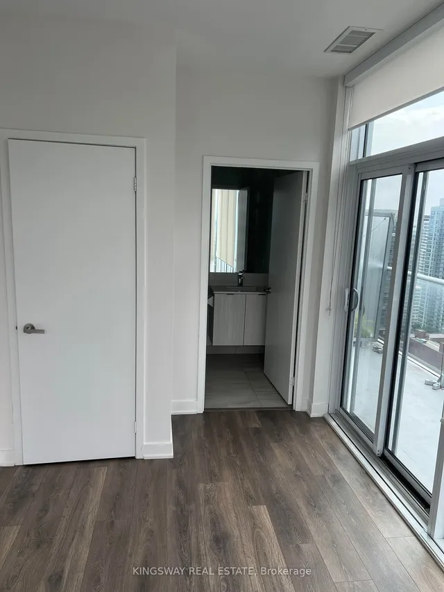 Additional image 21 of 195 Redpath Ave Unit PH12