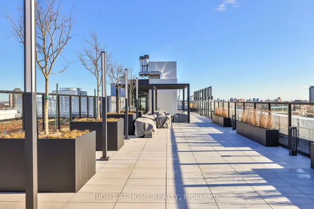 Additional image 19 of 2720 Dundas St Unit 604