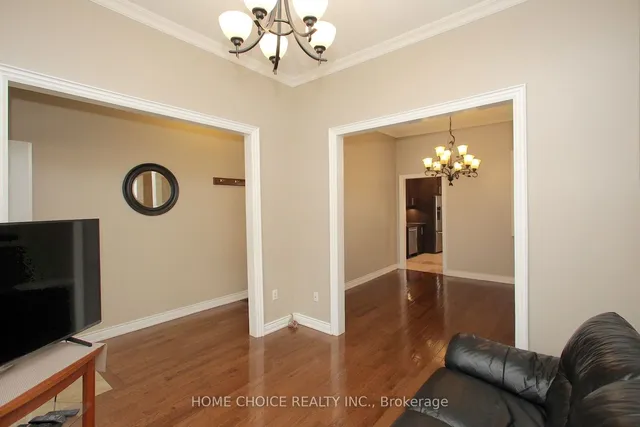 Additional image 2 of 106 Carlaw Ave