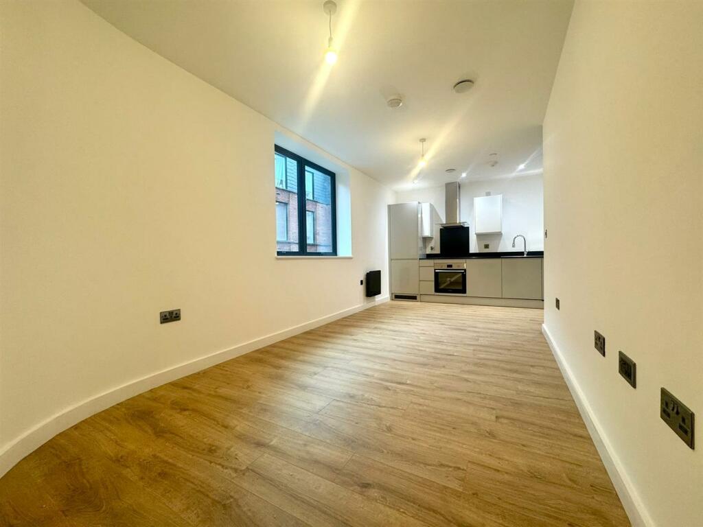 Additional image 11 of 6 Camden Drive, Birmingham
