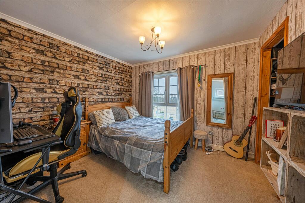 Additional image 22 of Faringdon, Tamworth, Staffordshire, B77