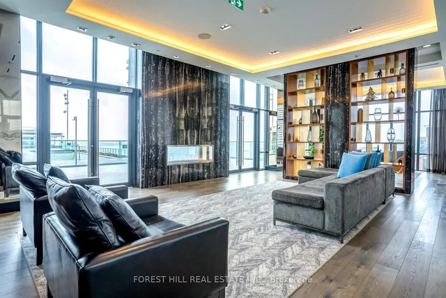 Additional image 28 of 55 Merchants' Wharf Unit 619