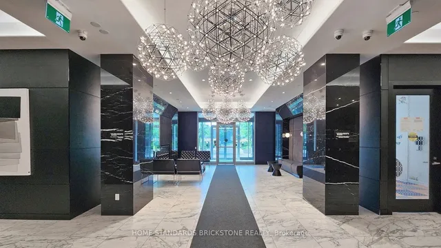 Additional image 17 of 31 Tippett Rd Unit 1005