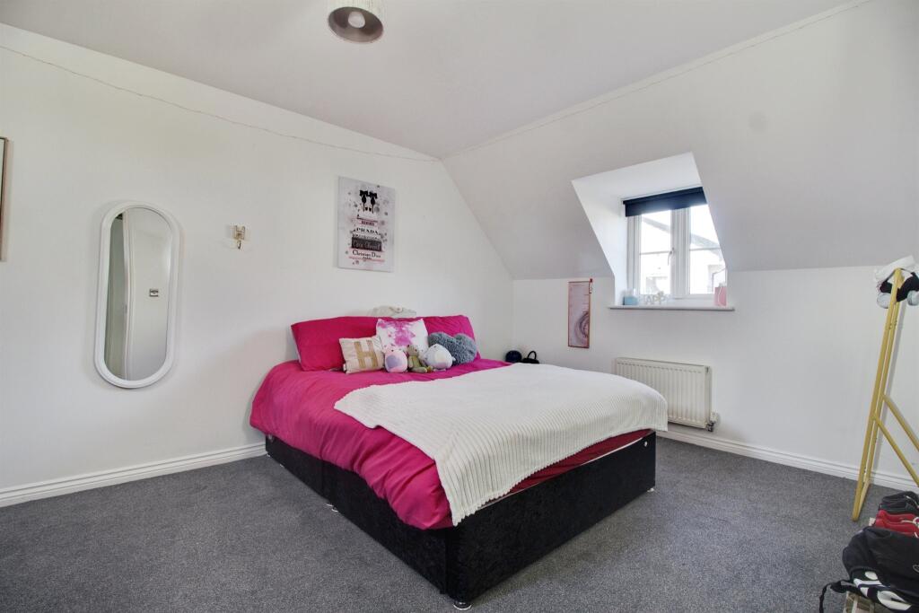 Additional image 14 of Eddington Crescent, WELWYN GARDEN CITY