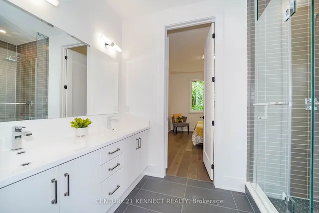 Additional image 32 of 23 Blueking Cres