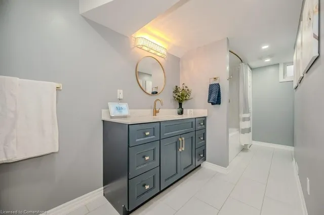 Additional image 32 of 139 Fanshawe Dr