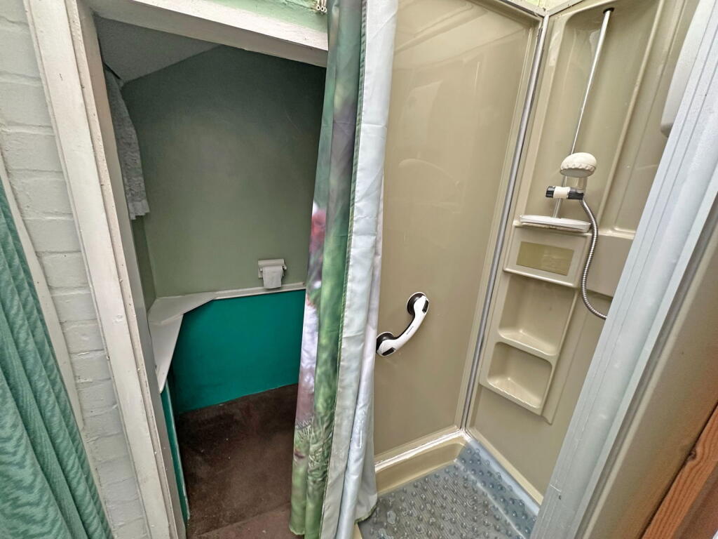 Additional image 5 of May Lane, Hollywood, B47 5NX