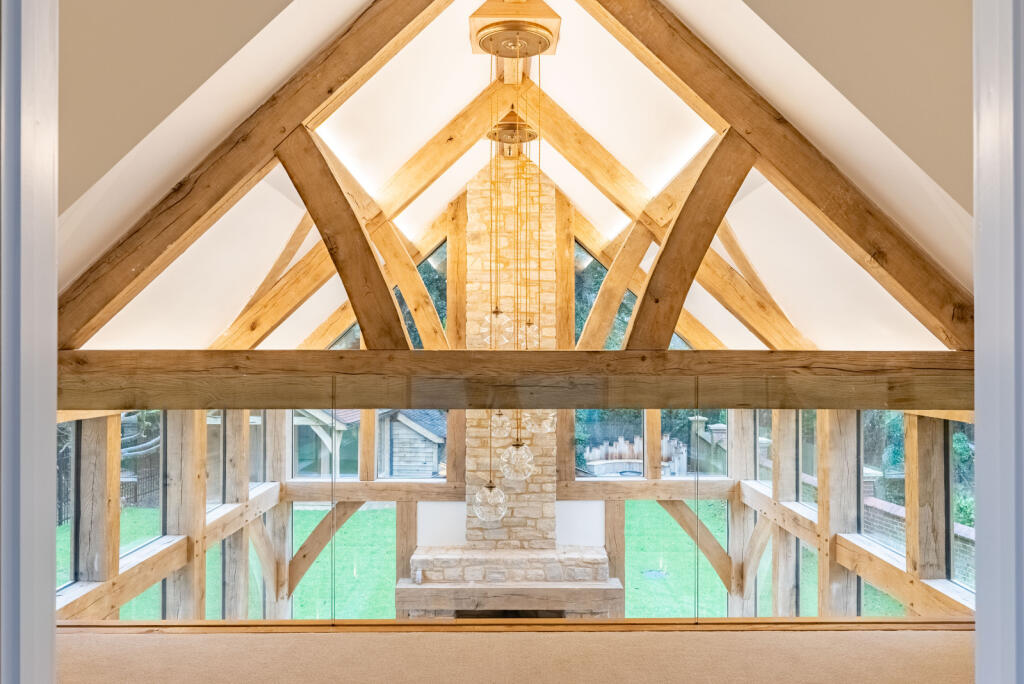 Additional image 10 of Oakridge, Drop Lane, Bricket Wood, St Albans, AL2