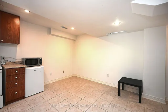 Additional image 36 of 350 Oaktree Circ