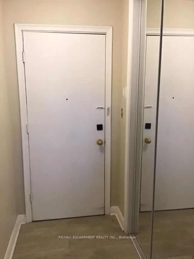 Additional image 5 of 9 Grant Blvd Unit 105