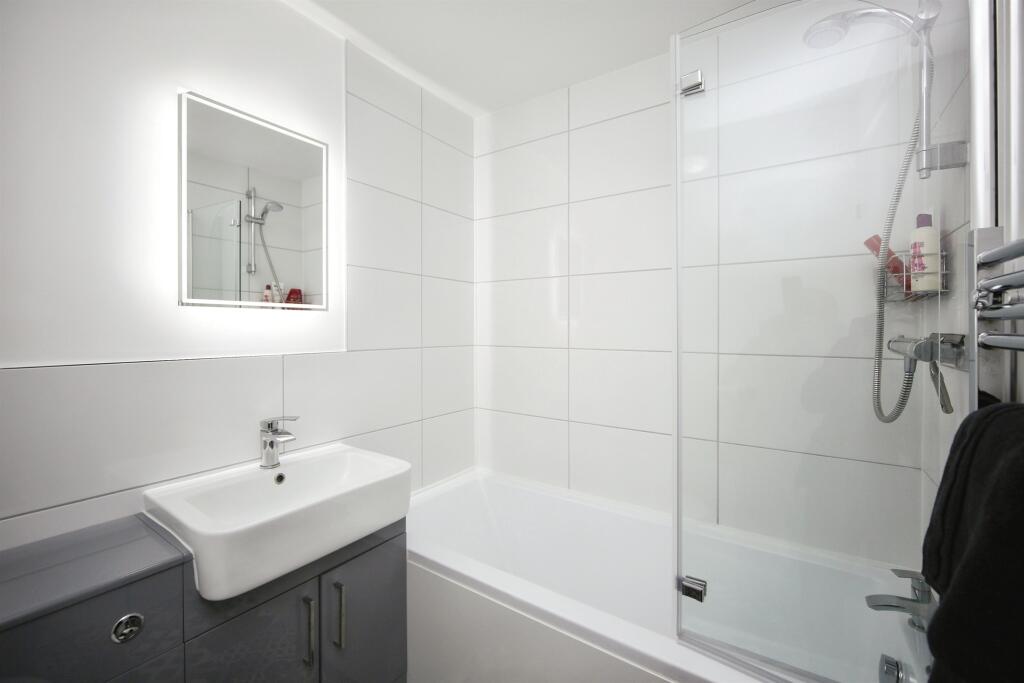 Additional image 9 of Avonbank Close, Redditch