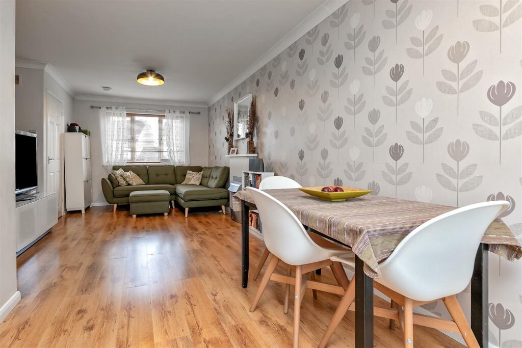 Additional image 11 of Beverley Gardens, St. Albans