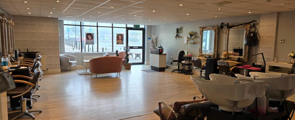 Additional image 6 of Salon Excel, Hackett Place, Hilperton, Trowbridge, Wiltshire. BA14 7GW
