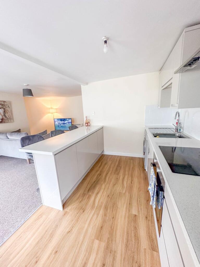 Additional image 5 of High Street, Shepton Mallet