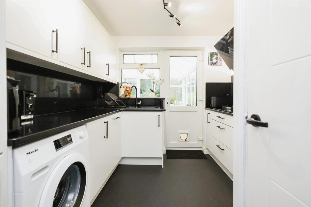 Additional image 4 of Heathy Farm Close, Bartley Green, Birmingham
