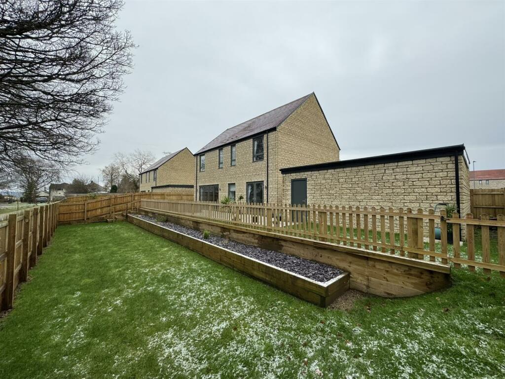 Additional image 28 of Dazzler Drive, Midsomer Norton