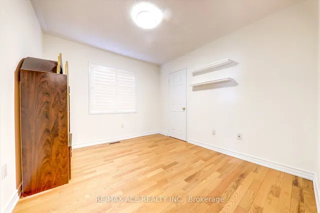 Additional image 22 of 51 Knowles Dr