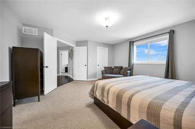 Additional image 29 of 31 Showcase Dr