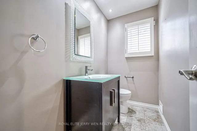 Additional image 16 of 10 Mellowood Dr