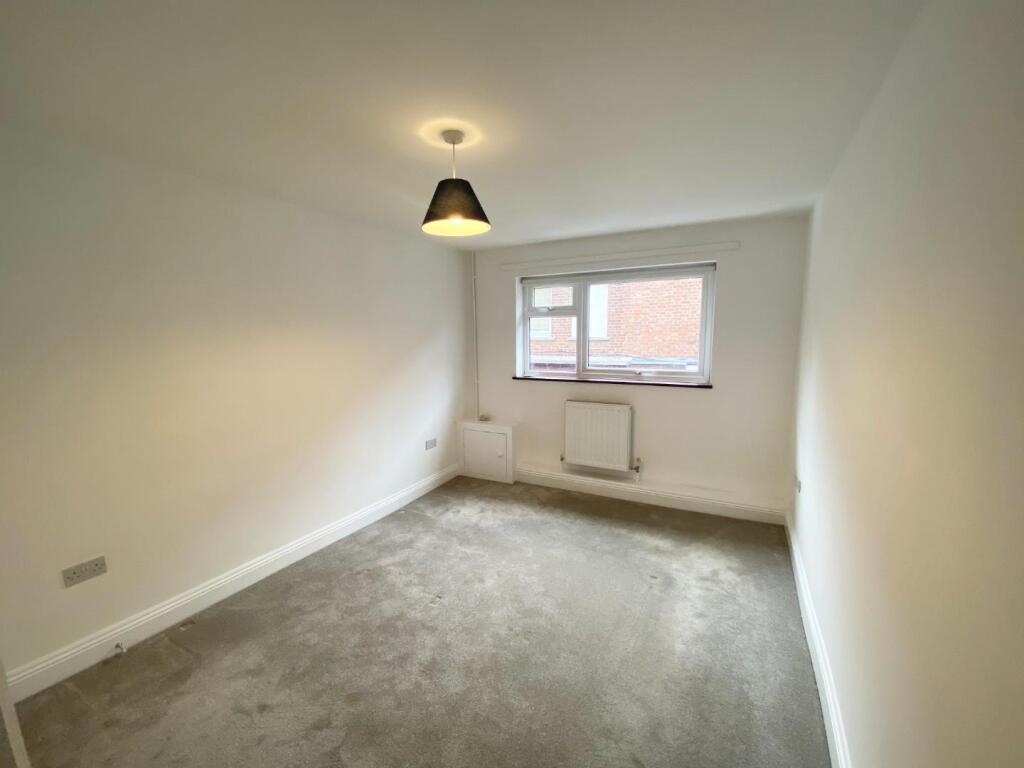 Additional image 9 of Feversham Lane, Glastonbury