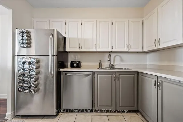 Additional image 14 of 500 GREEN Rd Unit 1414