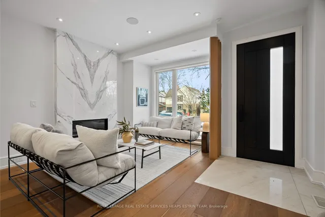 Additional image 3 of 39 Sharron Dr