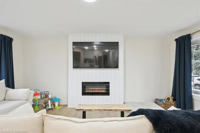 Additional image 21 of 72 West 25th St