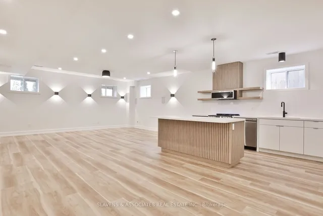 Additional image 33 of 102 Stayner Ave