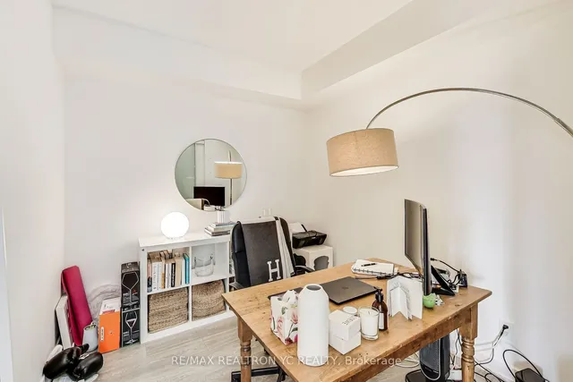 Additional image 11 of 19 Western Battery Rd Unit 1816