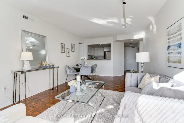 Additional image 11 of 705 King St Unit 913