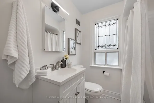 Additional image 17 of 67 Alameda Ave