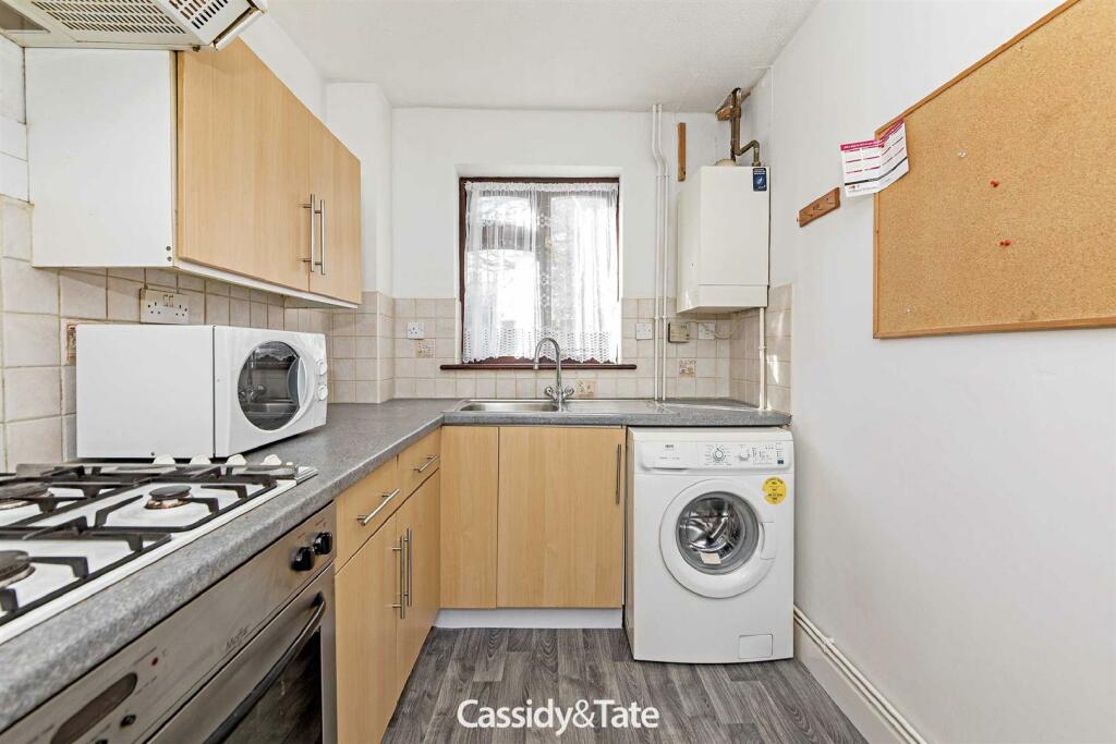 Additional image 7 of Wynchlands Crescent, St Albans