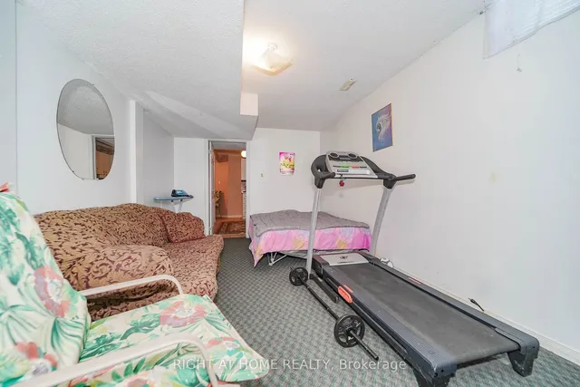 Additional image 31 of 38 Rodda Blvd