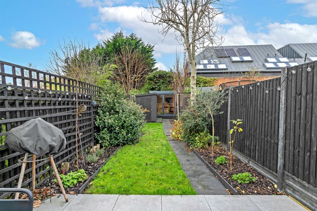 Additional image 17 of Castle Road, St. Albans