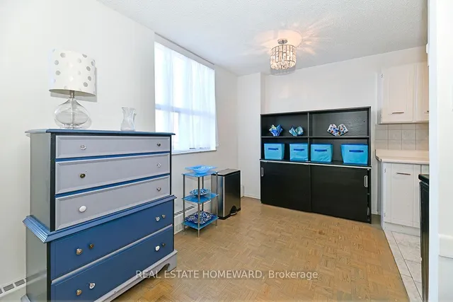 Additional image 5 of 1071 Woodbine Ave Unit 210