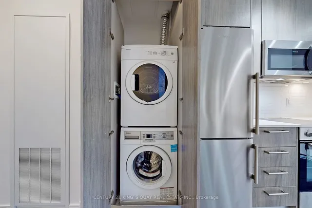 Additional image 18 of 28 Wellesley St Unit 1501