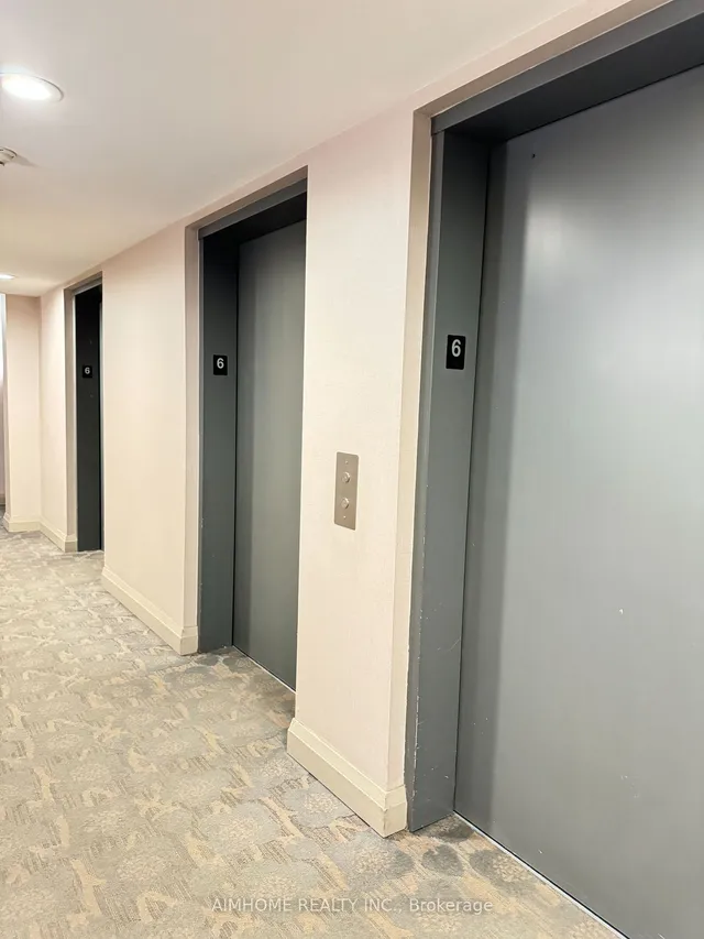 Additional image 27 of 65 East Liberty St Unit 603