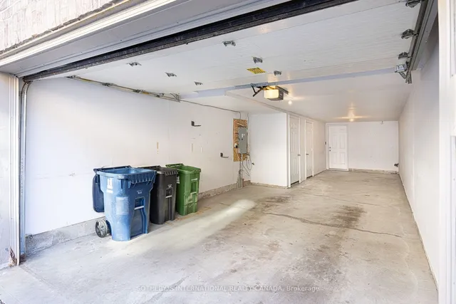 Additional image 27 of 24 Ruby Lang Lane