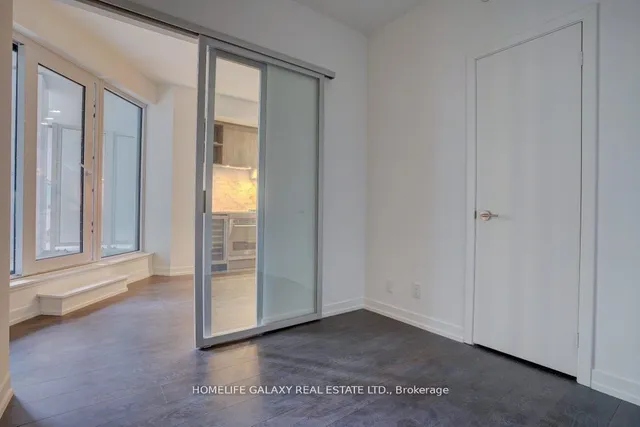 Additional image 16 of 2020 Bathurst St Unit 307