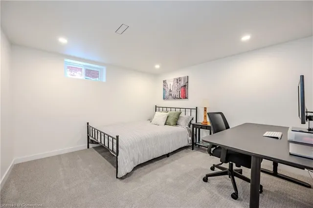 Additional image 37 of 586 Weber St