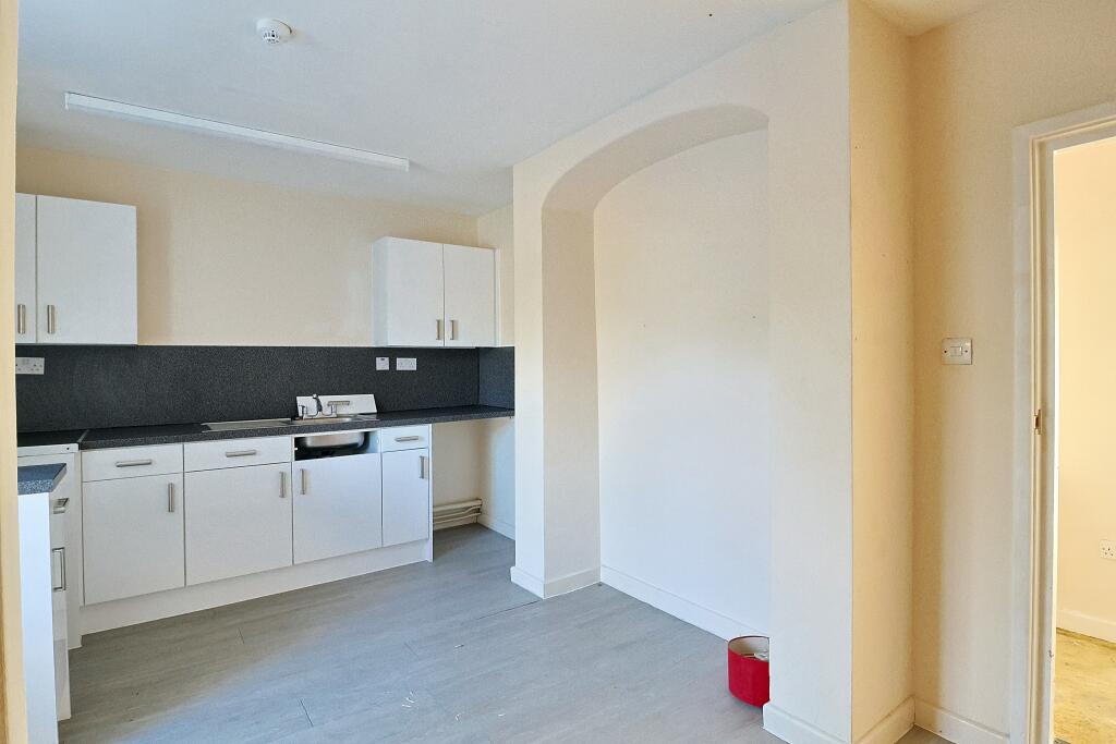 Additional image 8 of 13 The Halve, Trowbridge, Wiltshire, BA14 8SD