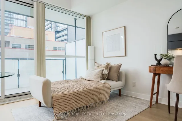 Additional image 19 of 15 Grenville St Unit 1206