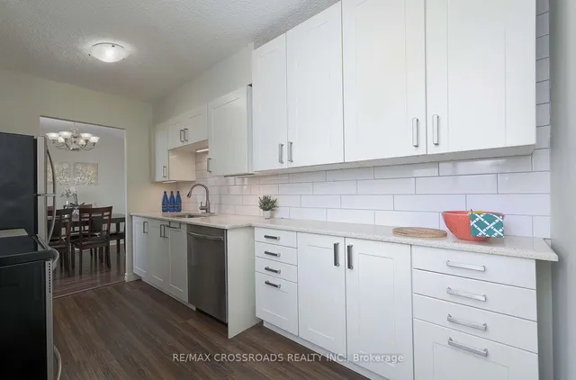 Additional image 7 of 1900 Sheppard Ave Unit 908